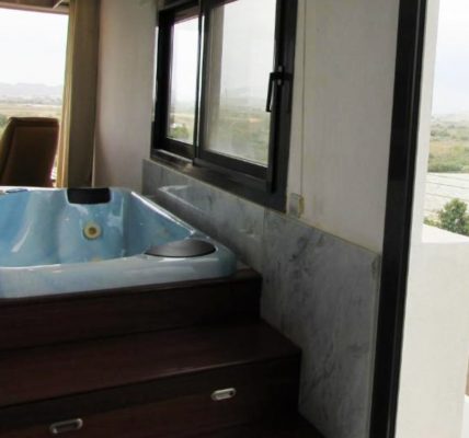 Apartamento y Hotel con Jacuzzi en Vera