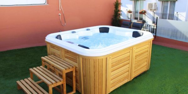 Apartamentos en Sevilla con Jacuzzi Privado en la Habitación