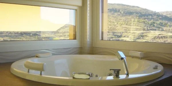 Casa Rural con Jacuzzi en la Habitación en Burgos