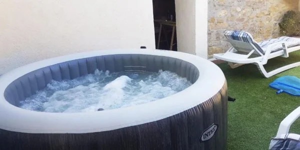 Casa Rural en Artazu con Jacuzzi