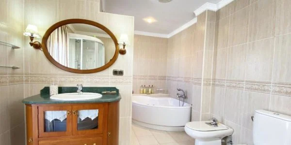 Casa Rural en Machacón con Jacuzzi