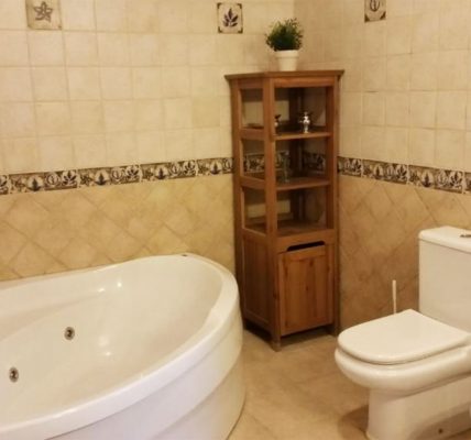 Casa Rural en Teo con Jacuzzi