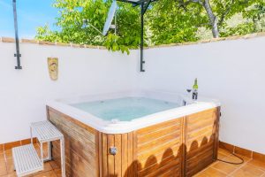 El Rincon de Carmen jacuzzi habitacion cordoba