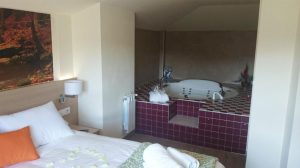 Hostal Rural con Jacuzzi en Torres del Río