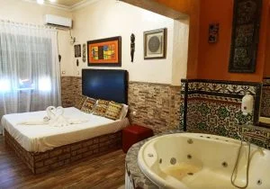 Hostales con Jacuzzi en la Habitación en Sevilla Hostales con Jacuzzi en la Habitación en Sevilla