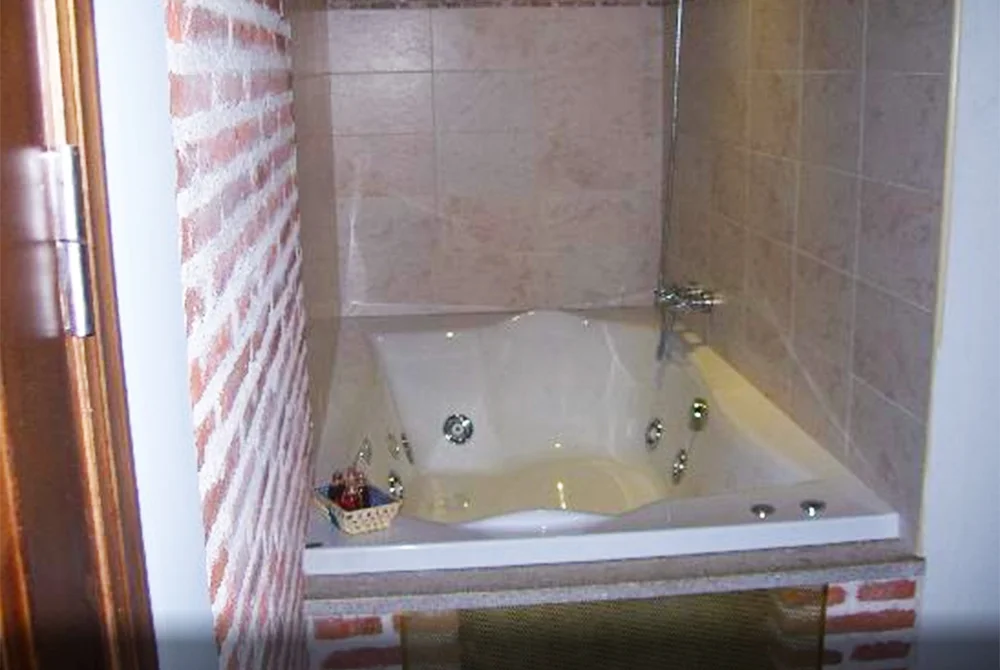 Hosteria del Mudejar Avila jacizzi habitacion avila