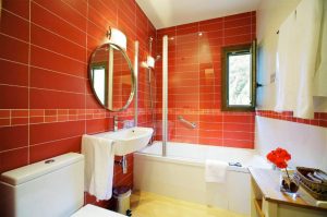 Hotel Rural en Izalzu con Jacuzzi