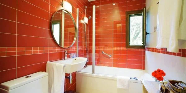 Hotel Rural en Izalzu con Jacuzzi