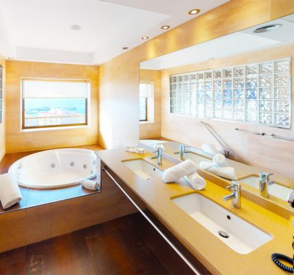 Hotel Samba jacuzzi privado habitacion girona