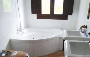 Hotel en Fondón con Jacuzzi