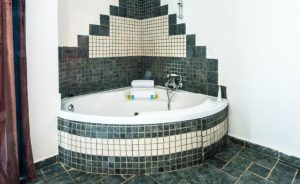 Hotel en Rodalquilar con Jacuzzi Hotel en Rodalquilar con Jacuzzi