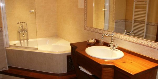 Hotel en Sepúlveda con Jacuzzi