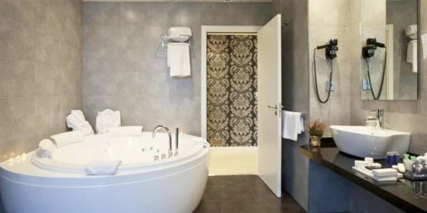 Hoteles con Jacuzzi Privado en la Habitación en Bilbao