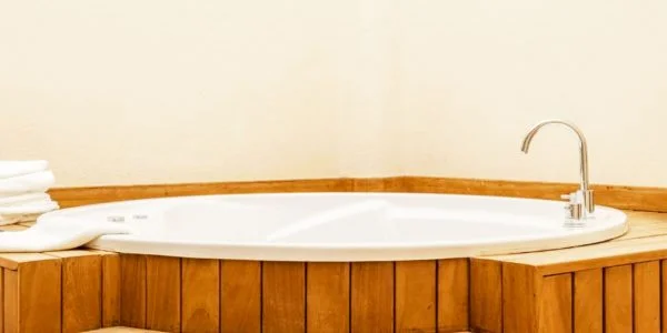 Hoteles en Agua Amarga con Jacuzzi en la Habitación