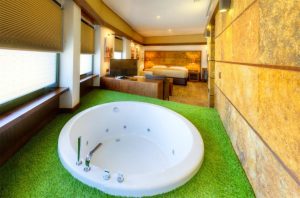 Hoteles en Conil de la Frontera con Jacuzzi en la Habitación