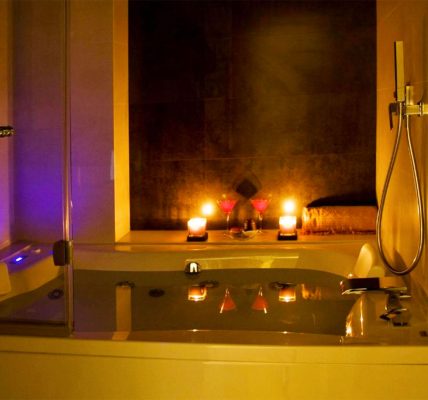 Hoteles en Sanlúcar de Barrameda con Jacuzzi en la Habitación