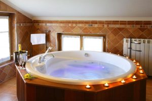 Hotels con Jacuzzi en la Habitación en Navarra