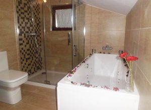 Apartamento en Cepeda con Jacuzzi
