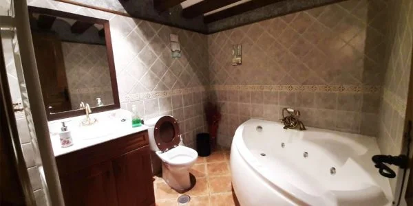 Apartamento Rural en Hueva con Jacuzzi