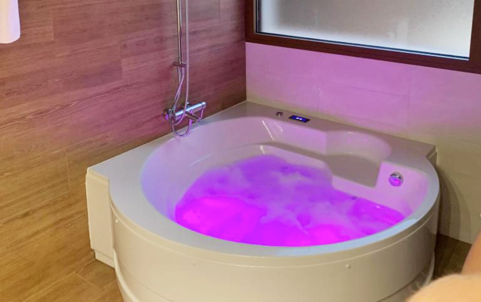 Jacuzzi Casa Rural Alcala Cabaña Del herrero Albacete