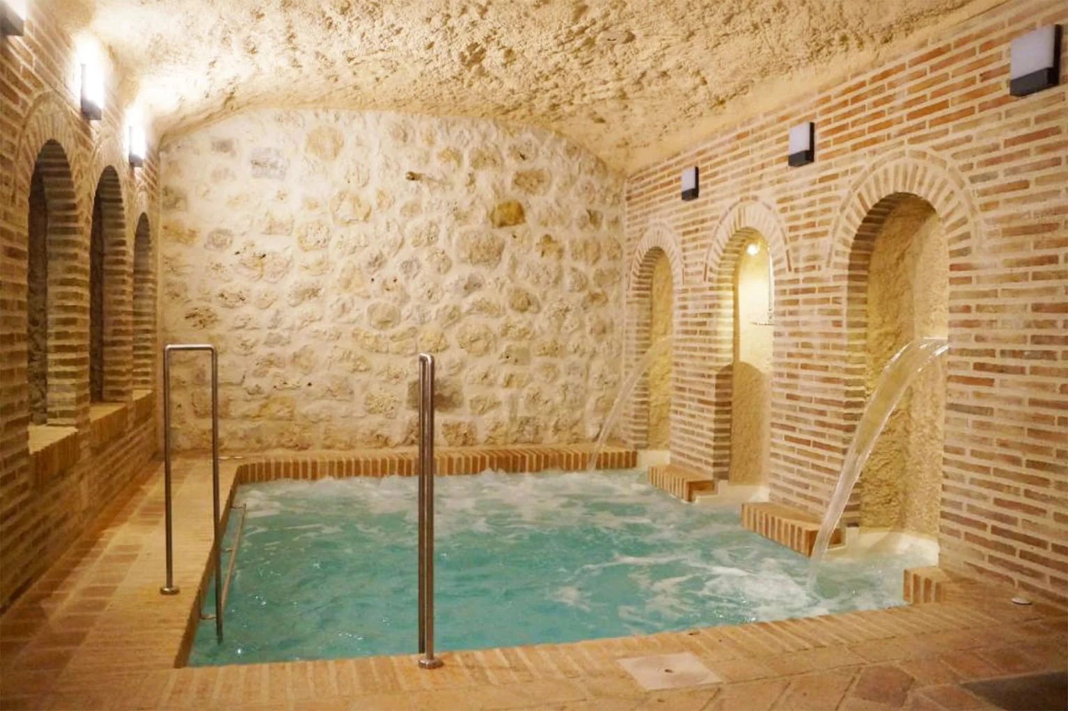 Jacuzzi Casa Rural Casas de Valois Hita Jacuzzi Casa Rural Casas de Valois Hita