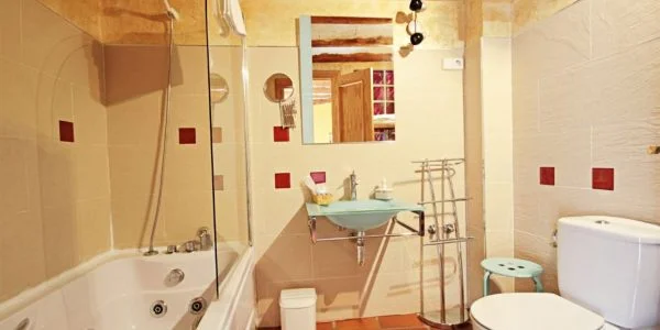 Casa Rural en Clavijo con Jacuzzi