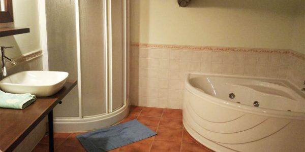 Casa Rural en Armuña de Tajuña con Jacuzzi