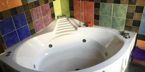 Hotel en Panzares con Jacuzzi