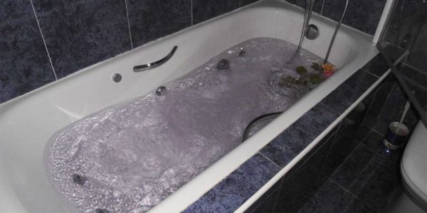 Hotel en Selas con Jacuzzi