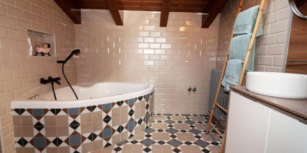 Casa Rural en Campillo de Dueñas con Jacuzzi