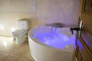 Casa Rural en Villar de Torre con Jacuzzi
