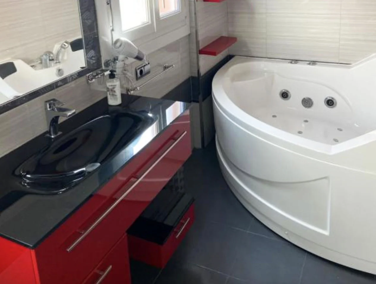 Jacuzzi Piso Javito Ceefis