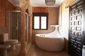 Hotel en Horcajo de las Torres con Jacuzzi