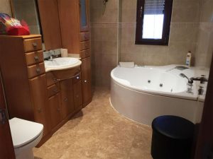 Villa en Carrascal de Barregas con Jacuzzi