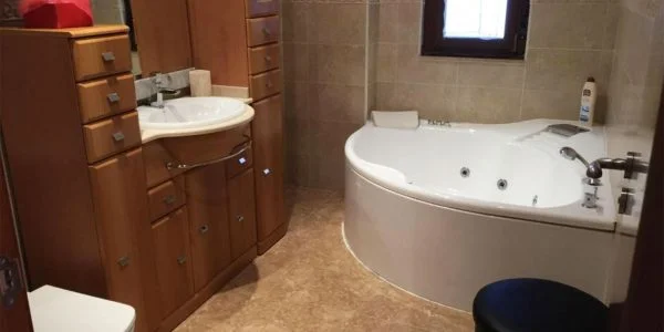 Villa en Carrascal de Barregas con Jacuzzi